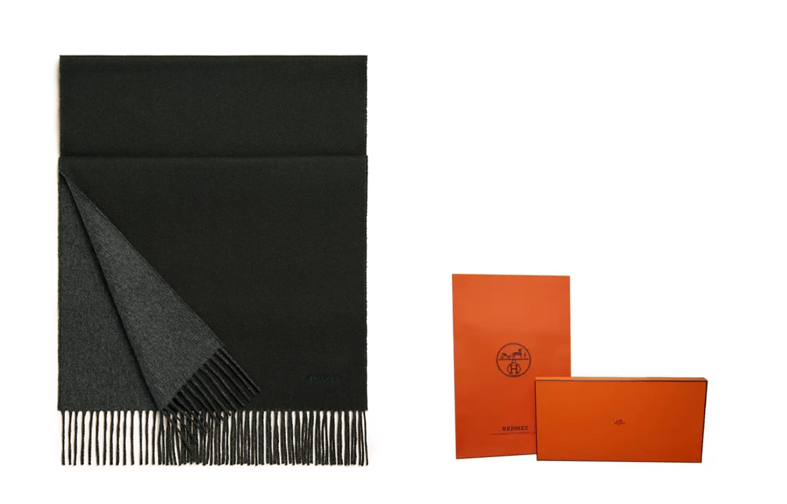 HERMES Classic Embroidered Double-Sided Cashmere Scarf for Men. H393800T-31 圖 3