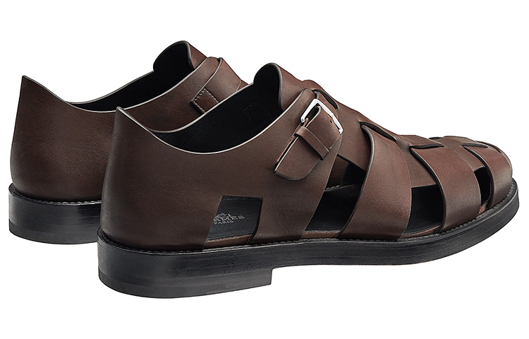 Shop HERMES Clement 'Coklat' H211847Z-H05