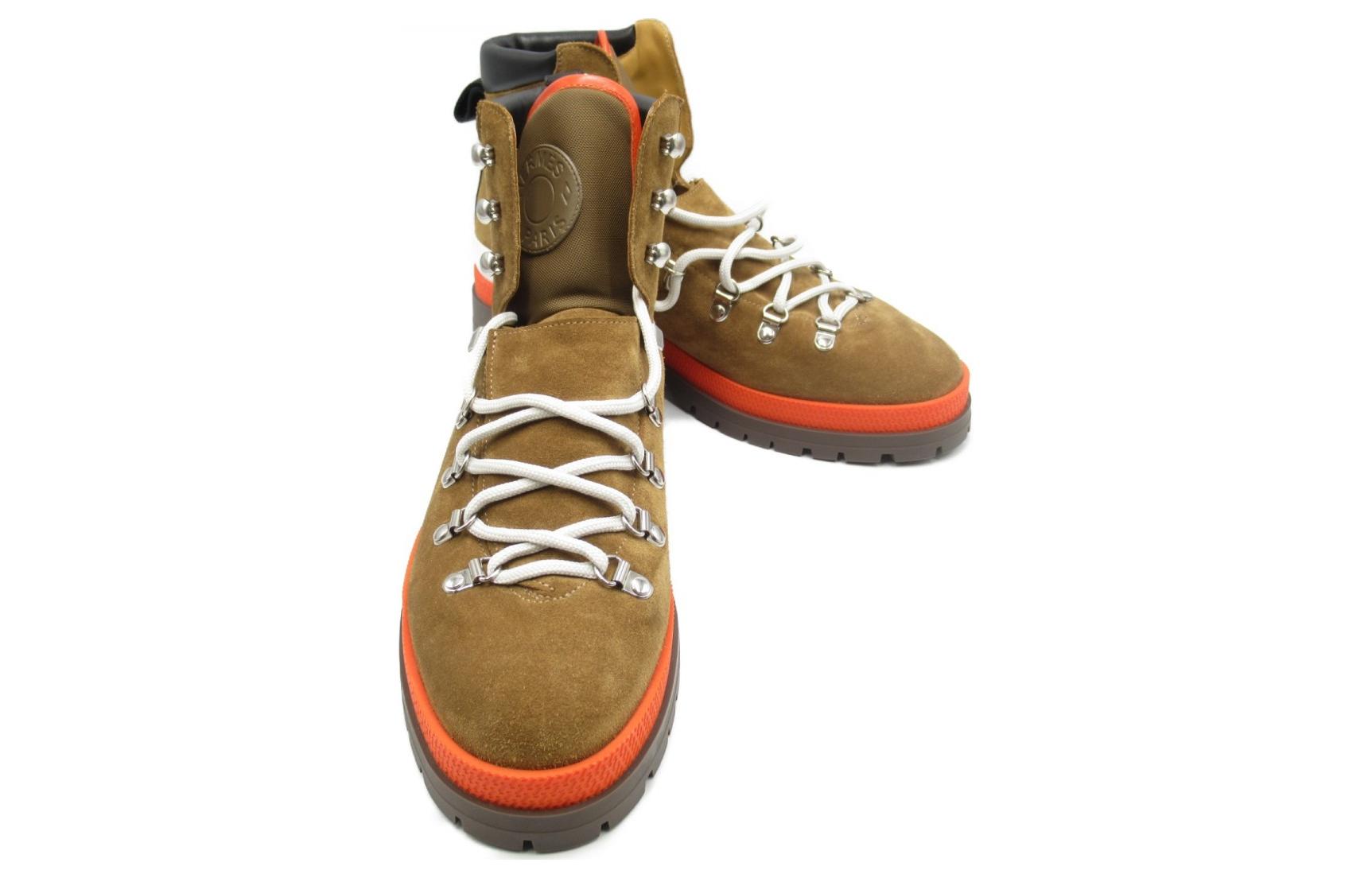 Lookbook HERMES愛馬仕 Denivele 绒面系带時尚短靴 棕色