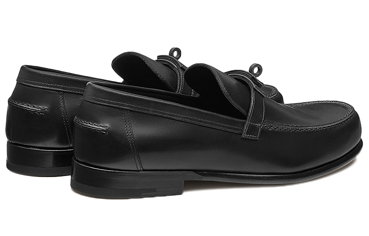 Shop HERMES Destin 'Black' H212961Z-A02