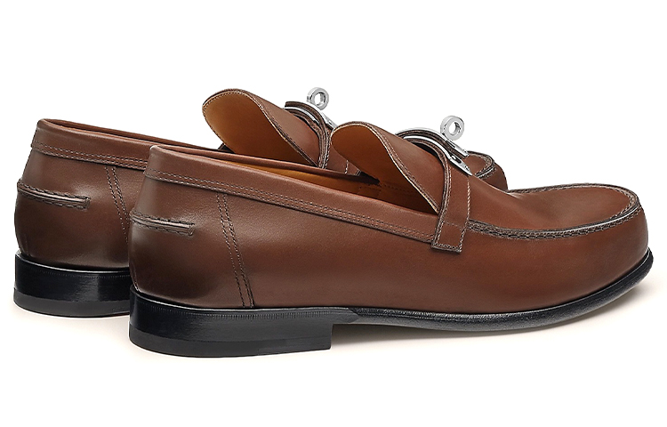 Shop HERMES Destin Mocasín 'Madera de Rosa' H212963Z-A9N