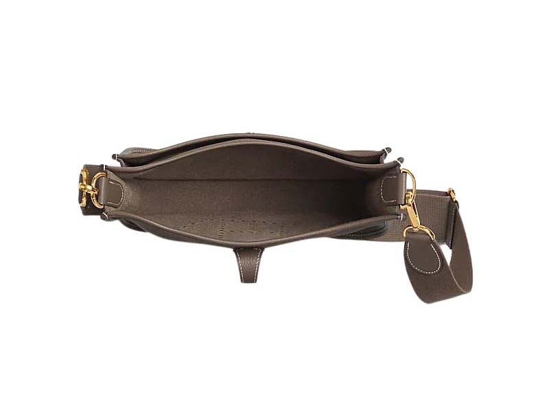 Lookbook 爱马仕Evelyne III 29包烟灰棕