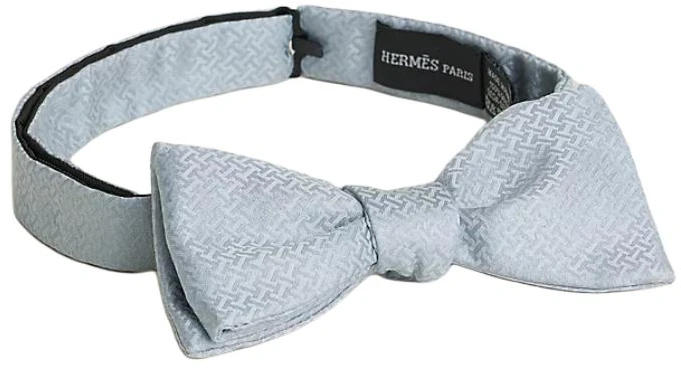 hermes-faconnee-upside-down-silk-bow-tie-blue-letter-pattern-design-h846253-tv09