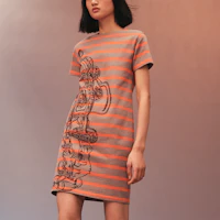 Lookbook 에르메스 FW21 스트라이프 코튼 반팔 원피스 오렌지 H1H4501DN03