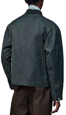 エルメス FW22 グリーンサテン防水ジッパーボンバージャケット H262400HF2H Lookbook エルメス FW22 グリーンサテン防水ジッパーボンバージャケット H262400HF2H