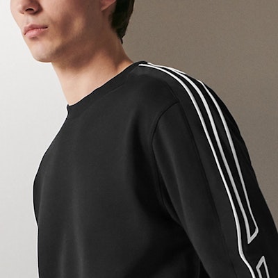 에르메스 FW23 스트라이프 프린트 크루넥 풀오버 스웻셔츠 H367760HA76 Details for 에르메스 FW23 스트라이프 프린트 크루넥 풀오버 스웻셔츠 H367760HA76
