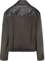 Lookbook HERMES FW24 Chaqueta Negra de Piel con Cremallera, Cuello y Mangas Largas para Hombre. H462000HA11