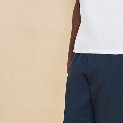 HERMES FW24 Crewneck T-Shirt Putih dengan Trim Berjalur Pendek. H467950HA90 Purchase HERMES FW24 Crewneck T-Shirt Putih dengan Trim Berjalur Pendek. H467950HA90