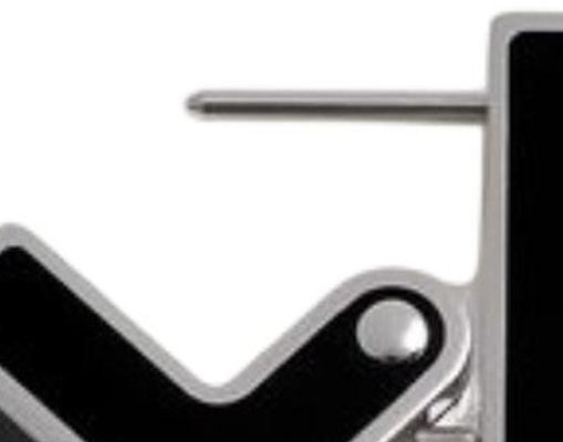 HERMES 幾何圖案金屬耳環 多色 男款 108025502 Lookbook HERMES 幾何圖案金屬耳環 多色 男款 108025502