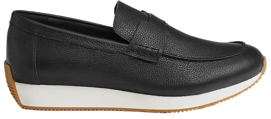 HERMES Ground 'Sepatu Kulit Hitam Slip-On' H231901Z-H01 Order HERMES Ground 'Sepatu Kulit Hitam Slip-On' H231901Z-H01