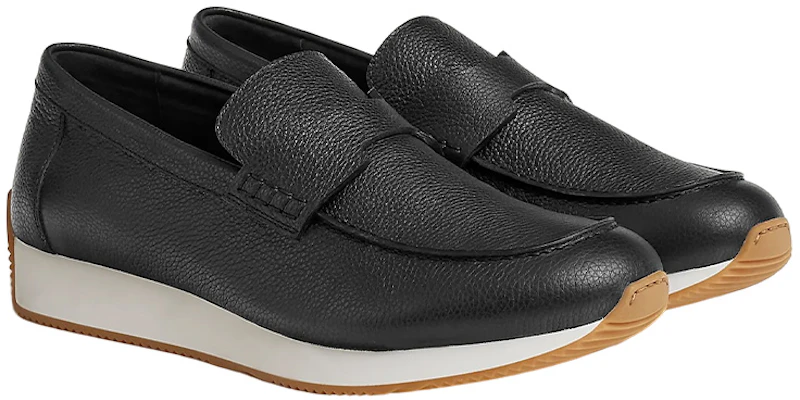 HERMES Ground 'Sepatu Kulit Hitam Slip-On' H231901Z-H01 Lookbook HERMES Ground 'Sepatu Kulit Hitam Slip-On' H231901Z-H01
