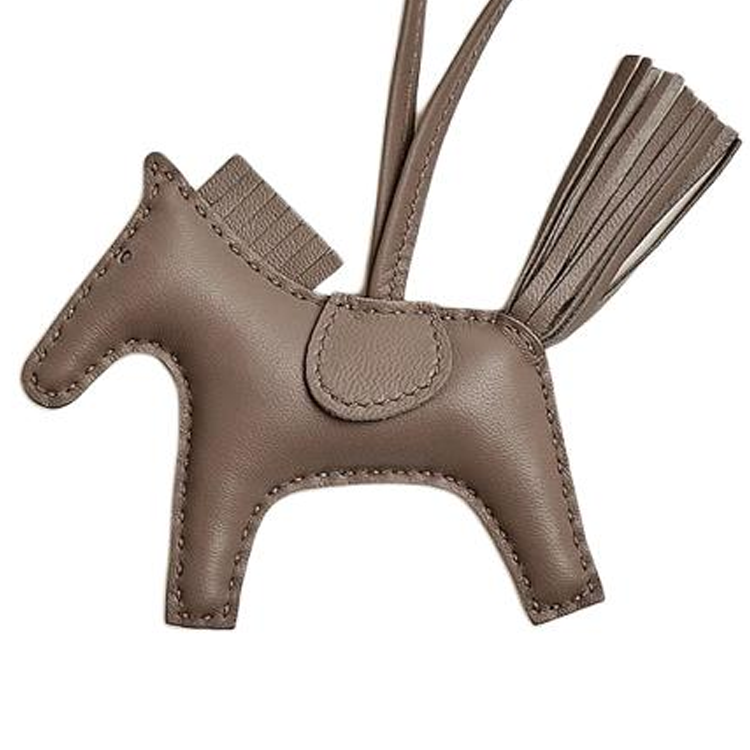 Shop 爱马仕 HERMÈS 小羊皮动物造型挂饰 大象灰 男女通用情侣配饰 H064929CAFK