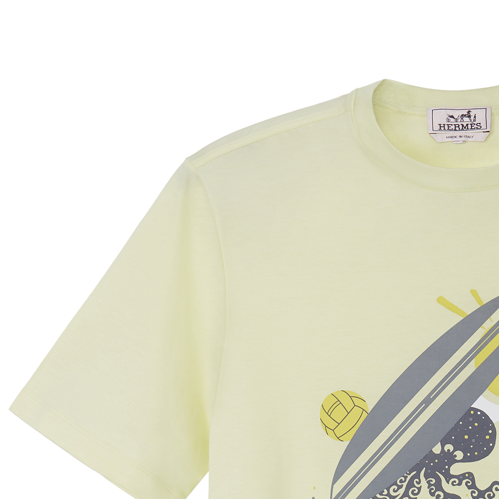 Purchase 爱马仕 HERMÈS 2023春夏卡通印花柠檬黄圆领短袖T恤 休闲上衣 H357940HA2Q