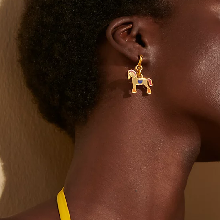 Lookbook エルメス 馬柄 ゴールドメッキ メタルイヤリング ユニセックス カップルスタイル H100008F AF