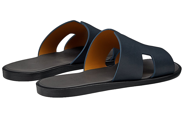Shop 爱马仕 Izmir 蓝色凉鞋 H202861Z-HI