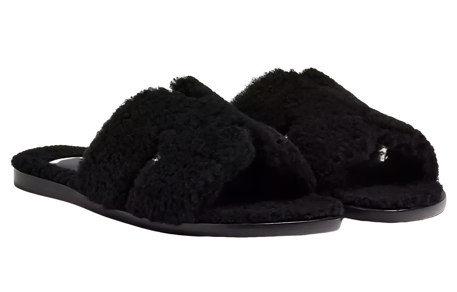 Shop 에르메스 이즈미르 슬라이드 '블랙' H222849Z-H01