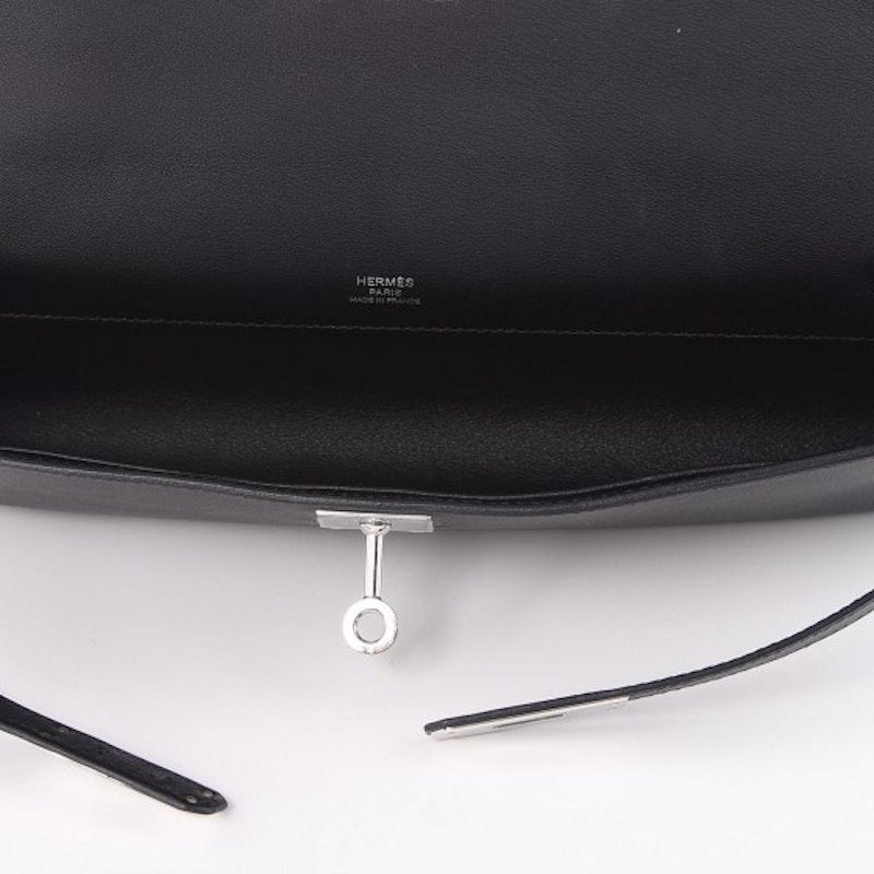 Lookbook 에르메스 켈리 컷 포쉐트 스위프트 블랙 (팔라듐)
