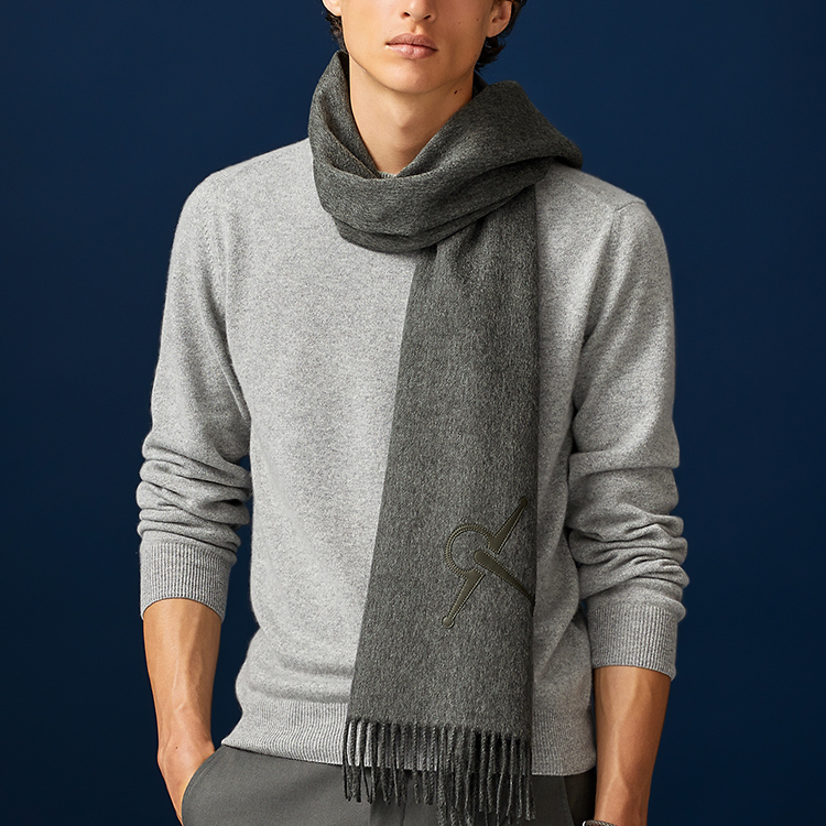 HERMES Leather-Bit Embroidered Cashmere Scarf Gray H393757T-02 圖 3