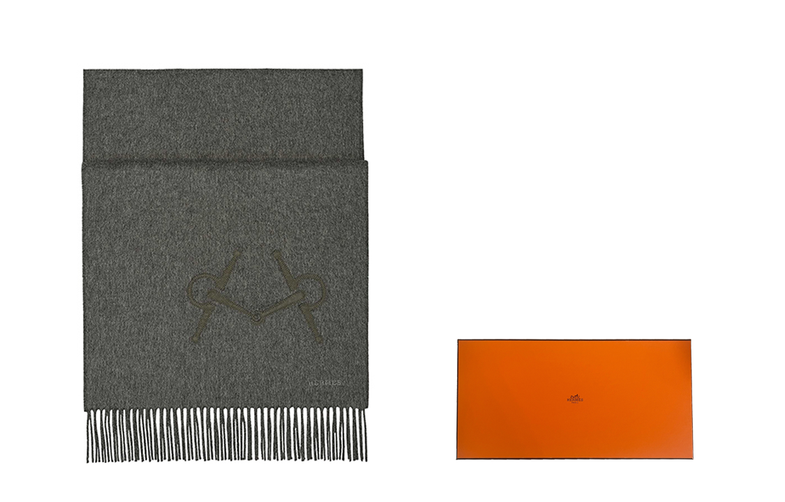 HERMES Leather-Bit Embroidered Cashmere Scarf Gray H393757T-02 圖 4