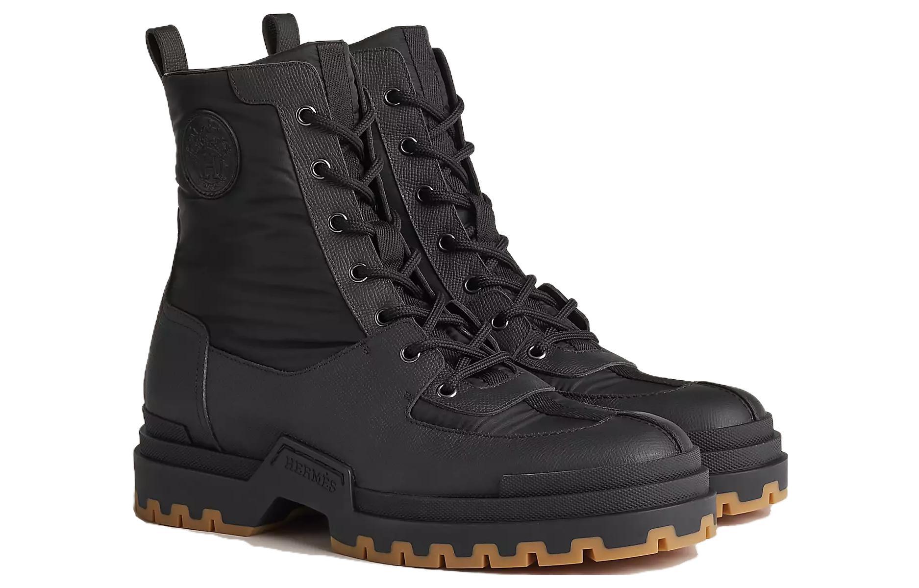 Lookbook HERMES But Kulit Bertali Pusing 'Black Comfort' H231981ZH02430