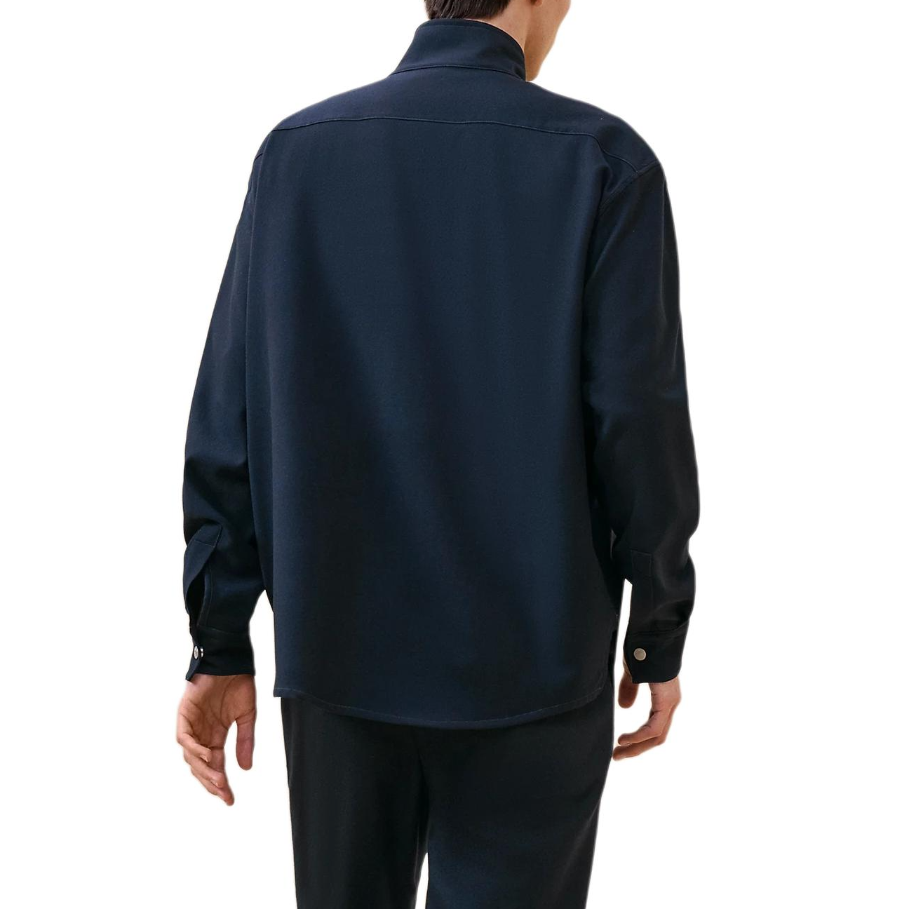 Lookbook HERMES Kemeja Butang Flanel Bulu Ringan Biru H466100H80139