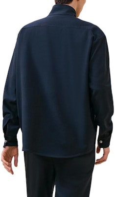 HERMES Kemeja Butang Flanel Bulu Ringan Biru H466100H80139 Lookbook HERMES Kemeja Butang Flanel Bulu Ringan Biru H466100H80139