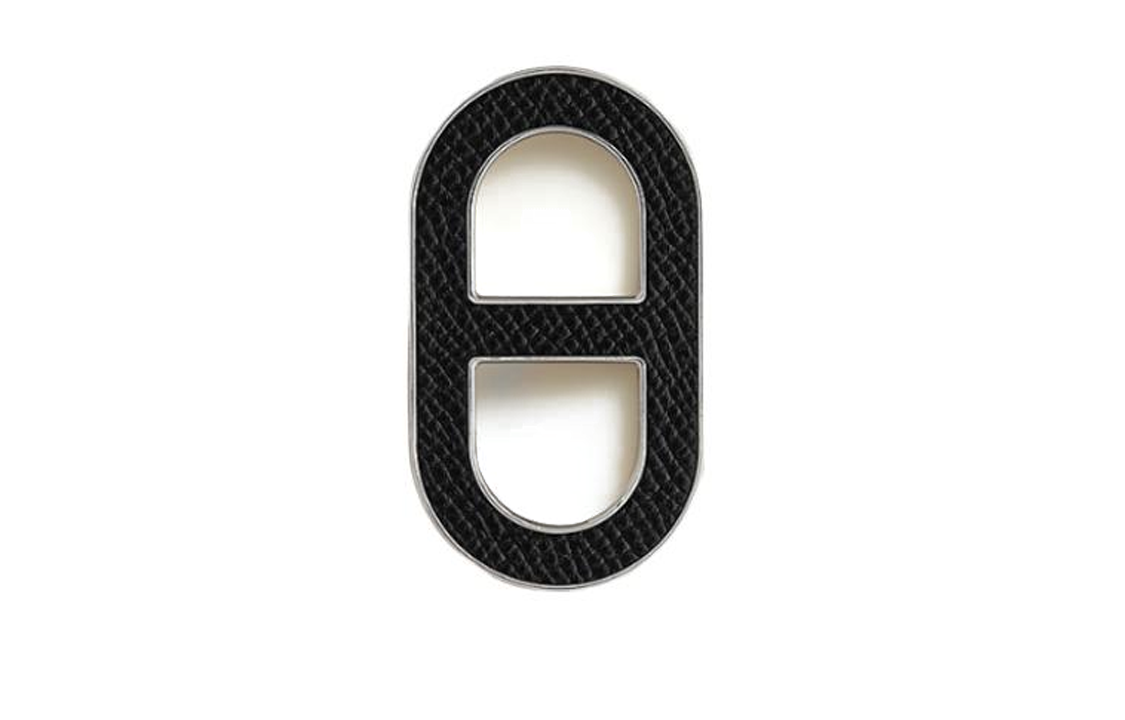 HERMES Logo Black Calfskin Brooch Unisex Couple Design. H500262FK