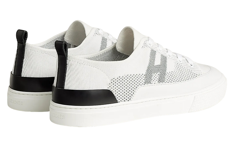 Shop HERMES Kasut Rendah Tenunan Kulit 'Deep White Leather' H231797Z-H90