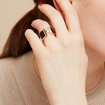 에르메스 마담 송아지 가죽 메탈 링 유니섹스 커플 로즈 골드. H500059FD89 Lookbook 에르메스 마담 송아지 가죽 메탈 링 유니섹스 커플 로즈 골드. H500059FD89