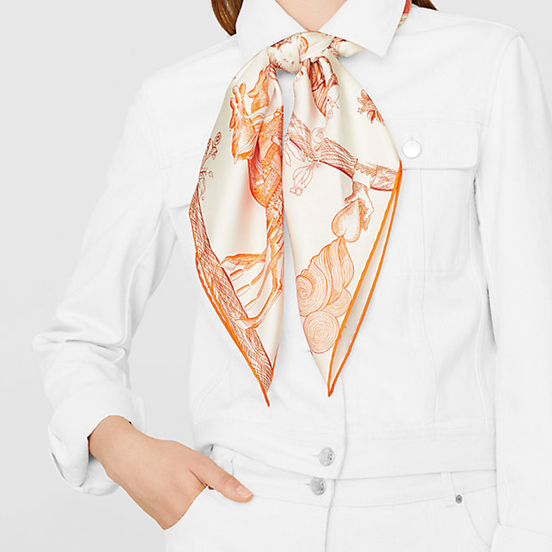 HERMES Magic Horseman 90cm Double-Sided Silk Scarf H903552-05 圖 7