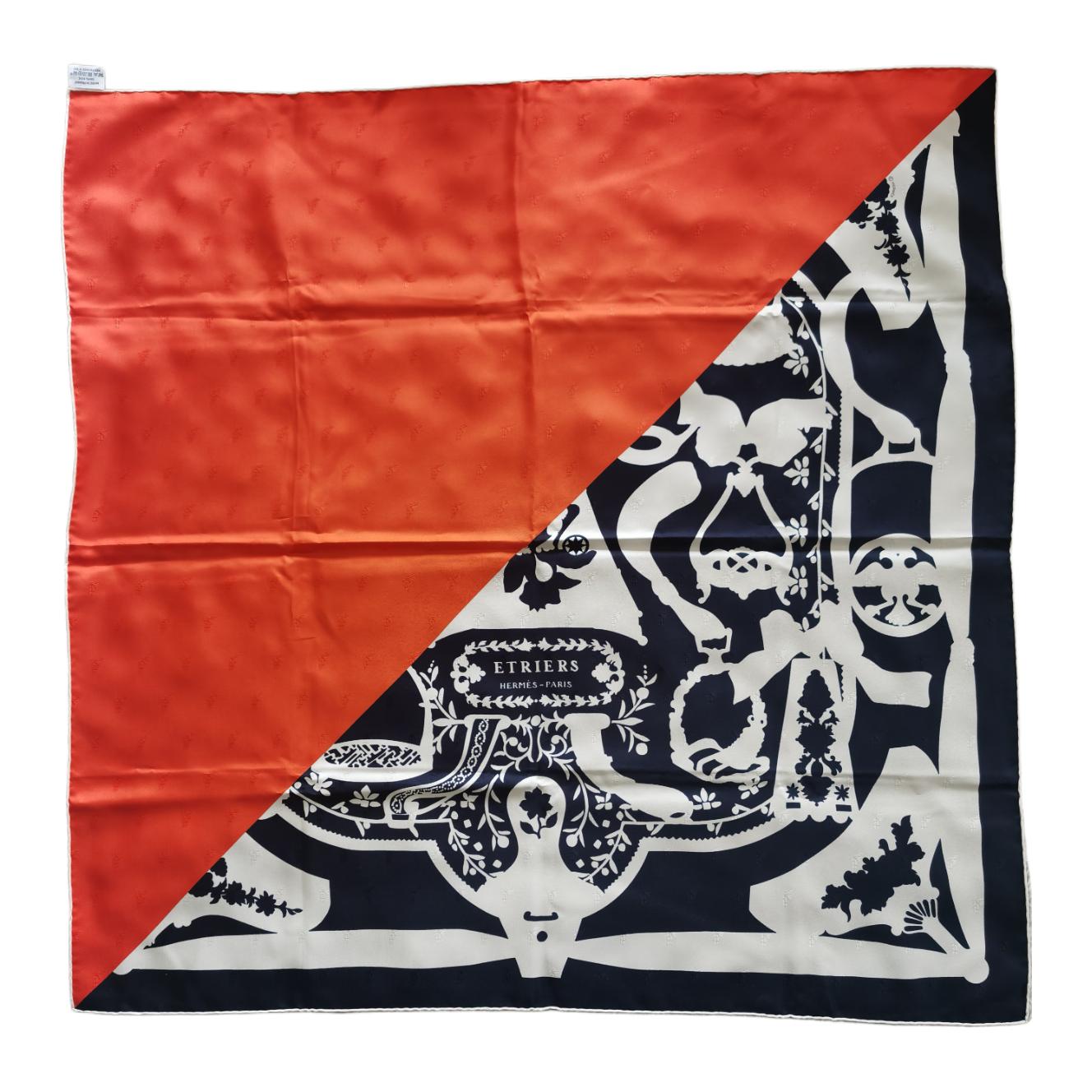 HERMES Multicolor Mulberry Silk Scarf Unisex Couple Design with Print Patchwork. H003895S-35