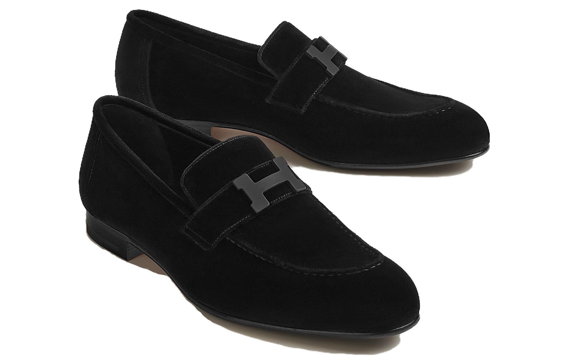 Lookbook HERMÈS París Mocasín 'Terciopelo Negro' H232861Z-01