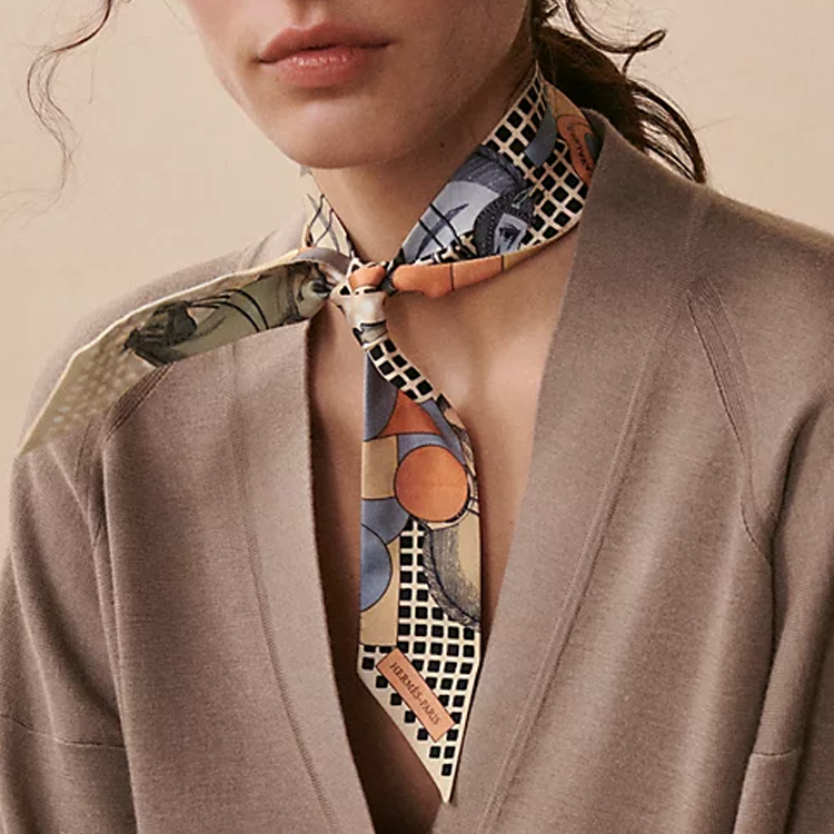 HERMES Printed Silk Scarf Unisex Couple Design Multicolor H064008S 01 圖 3