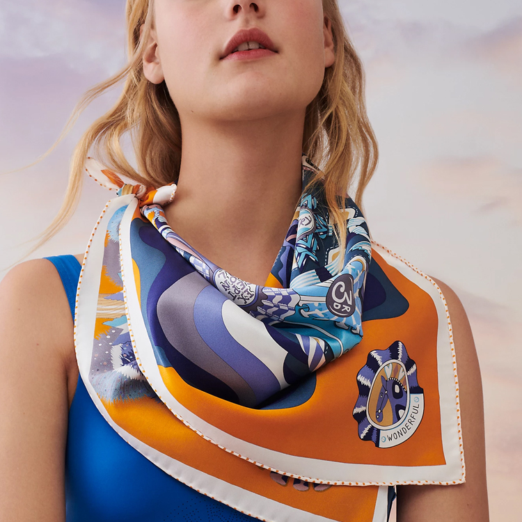 HERMES Printed Silk Scarf with Horse Design Unisex Couple Style Multicolor H983952S 01 圖 3