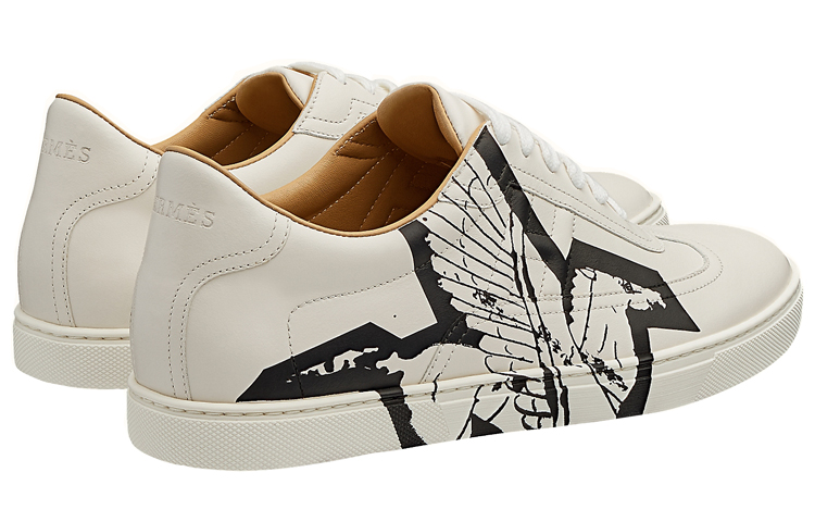 Shop HERMÈS Quicker Low ''Blanc Noir'' H211877Z-H92