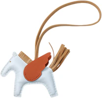 Order HERMES Rodeo Charm de Cuero - Diseño Pony Unisex, Azul Ahumado, Marrón, Rojo Cobre. HO83010CAAU