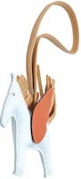 Shop HERMES Rodeo Charm de Cuero - Diseño Pony Unisex, Azul Ahumado, Marrón, Rojo Cobre. HO83010CAAU