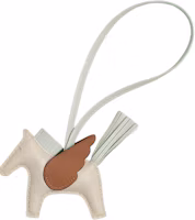 Order エルメス ロデオ ペガス ラムスキン ホースチャーム ベージュ ユニセックス アクセサリー H083010CABL