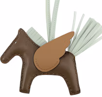 Shop Llavero de Cuero HERMES Rodeo Pegase Unisex - Gris, Verde, Marrón. H083010CABO