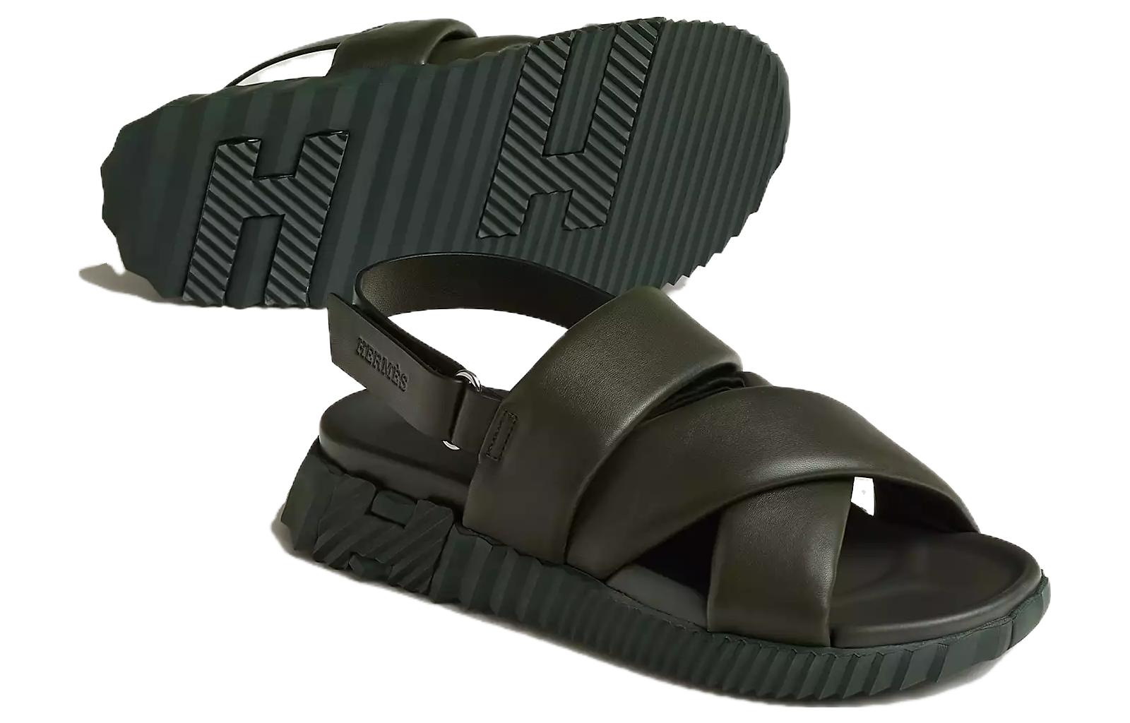 Shop 爱马仕圆头平底凉鞋‘深绿色’ H232868Z-H4N