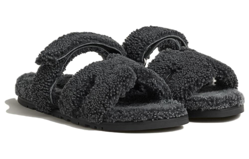 Shop HERMES Slip-On 'Black Sheepskin' H222931ZH2G