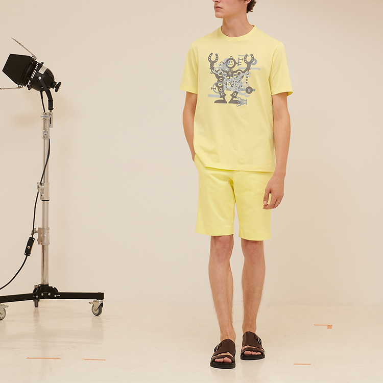 Shop HERMES SS21 "Hello Mr Farrier" Kaos Unisex Lemon Katun H157860HA2Q