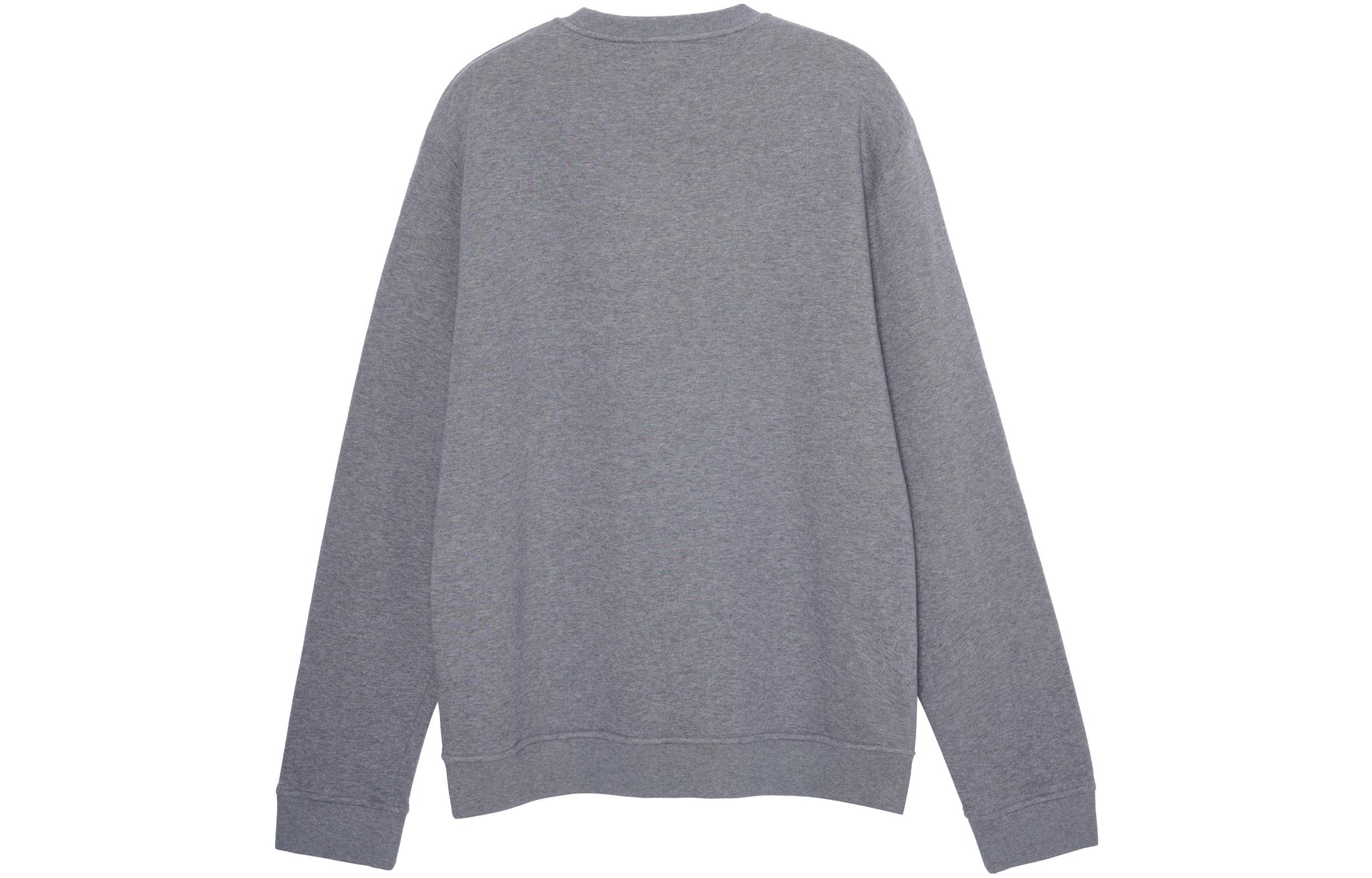 Lookbook HERMES SS22 Baju Kelabu Crewneck dengan Motif Kuda Kulit. H257720HA76