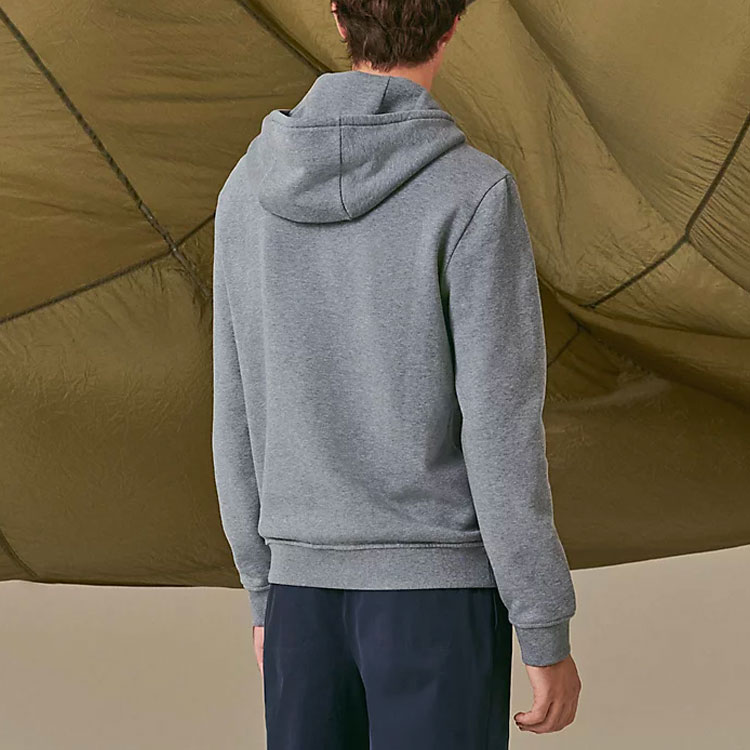 Shop HERMES SS22 Hoodie Abu-Abu dengan Detail Kulit. H257730HA76