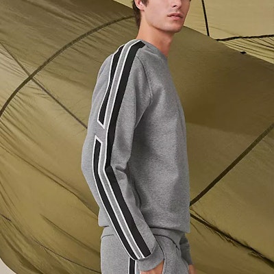 HERMES SS22 Abu-Abu Stripe Knit Sweater Lengan Panjang H257650HA76 Purchase HERMES SS22 Abu-Abu Stripe Knit Sweater Lengan Panjang H257650HA76