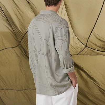 HERMES SS22 Kemeja Lengan Panjang Lelaki Coklat Corak Potongan Unik H256360HT99 Shop HERMES SS22 Kemeja Lengan Panjang Lelaki Coklat Corak Potongan Unik H256360HT99