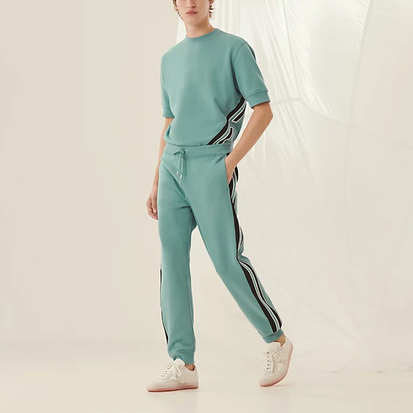 Shop 爱马仕 SS22 纯色竖条纹运动裤 陶瓷蓝 H257680HA64