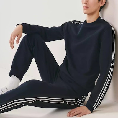 エルメス SS23 コントラストストライプ ネイビーブルー クルーネック長袖スウェット H357740HA01 Shop エルメス SS23 コントラストストライプ ネイビーブルー クルーネック長袖スウェット H357740HA01