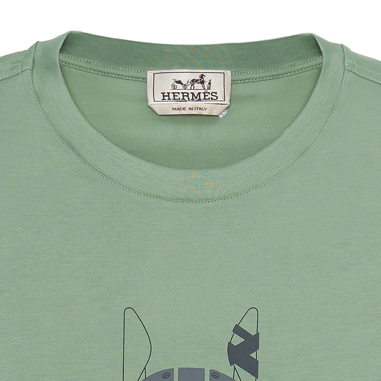 Sizing 에르메스 SS23 만화 프린트 그린 캐주얼 크루넥 티셔츠. H367970HA4M