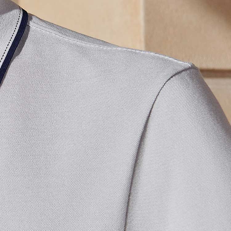 Shop HERMES SS24 Polo Casual Blanco Niebla con Logo Bordado. H457985HA94